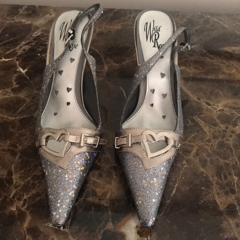 Dress pump